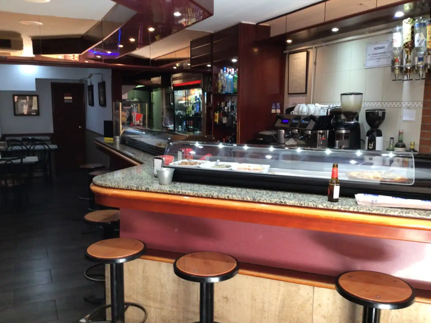 Business premises for transfer in Ciutat Vella, imagen 7