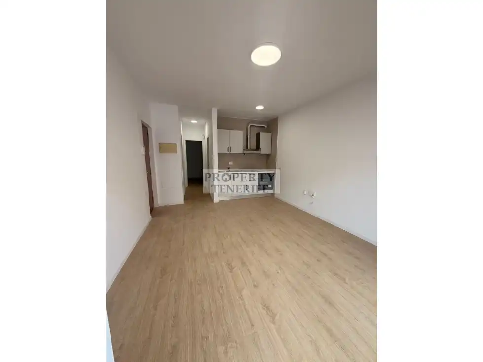 Apartamento en venta en Arona