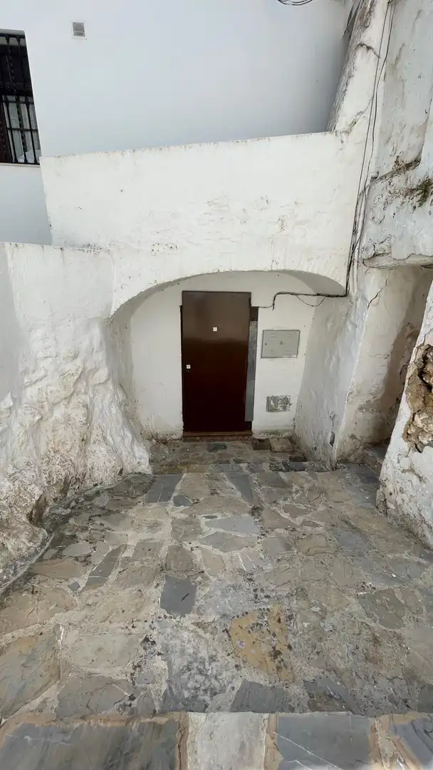 Flat for sale in Ubrique