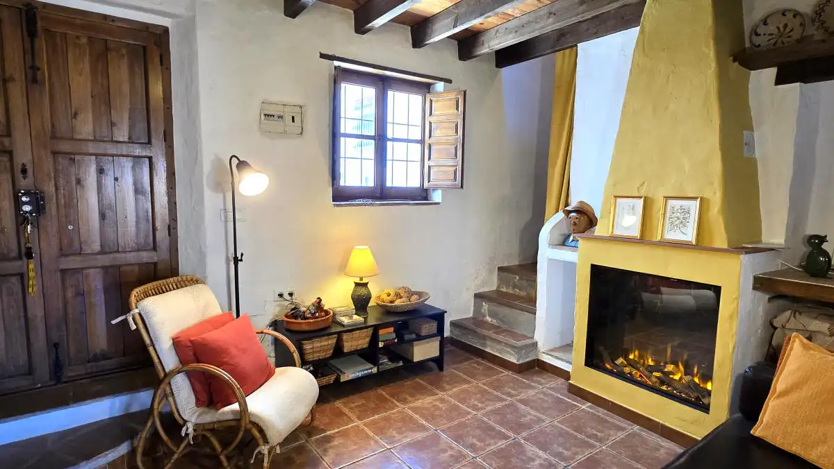 Detached homes for sale in Almáchar  with Air Conditioner, Terrace and Furnished