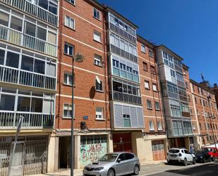 Exterior view of Flat for sale in Burgos Capital  with Heating, Parquet flooring and Terrace