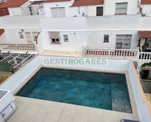 Piscina de Casa o xalet en venda en Chiclana de la Frontera