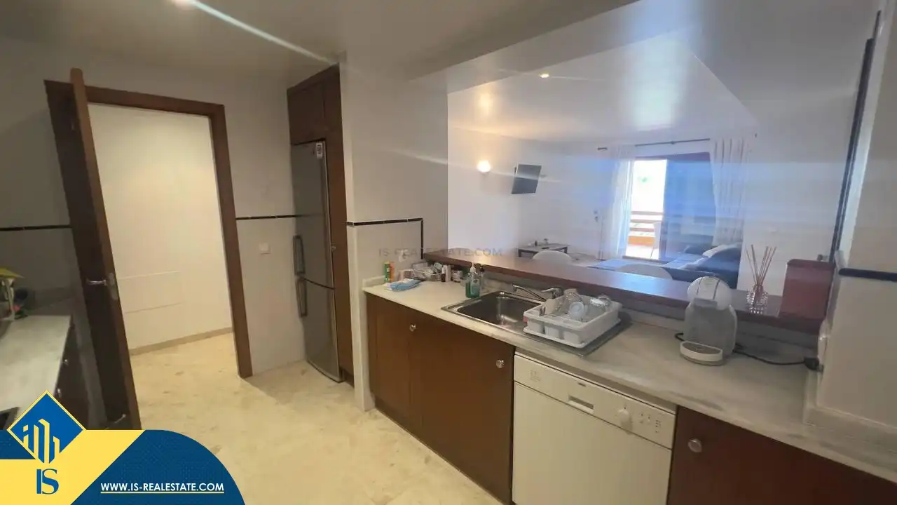Cuina de Pis de lloguer en Torrevieja amb Terrassa, Moblat i Forn