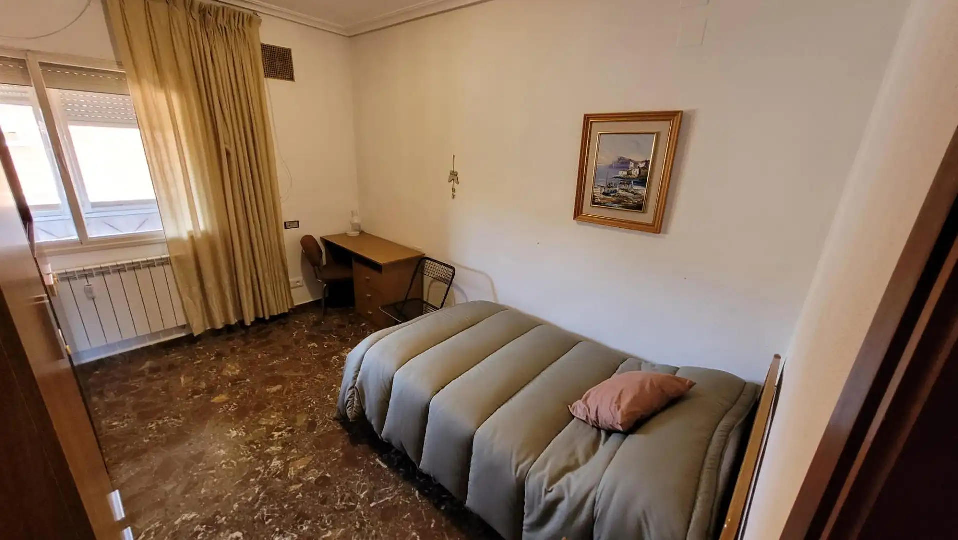 Schlafzimmer von Wohnung zur Miete in Teruel mit Heizung, Terrasse und Möbliert