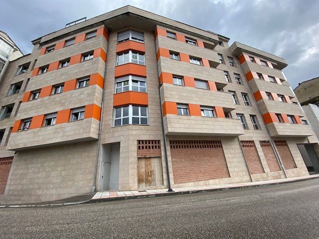 Vista exterior de Local en venda en Aller