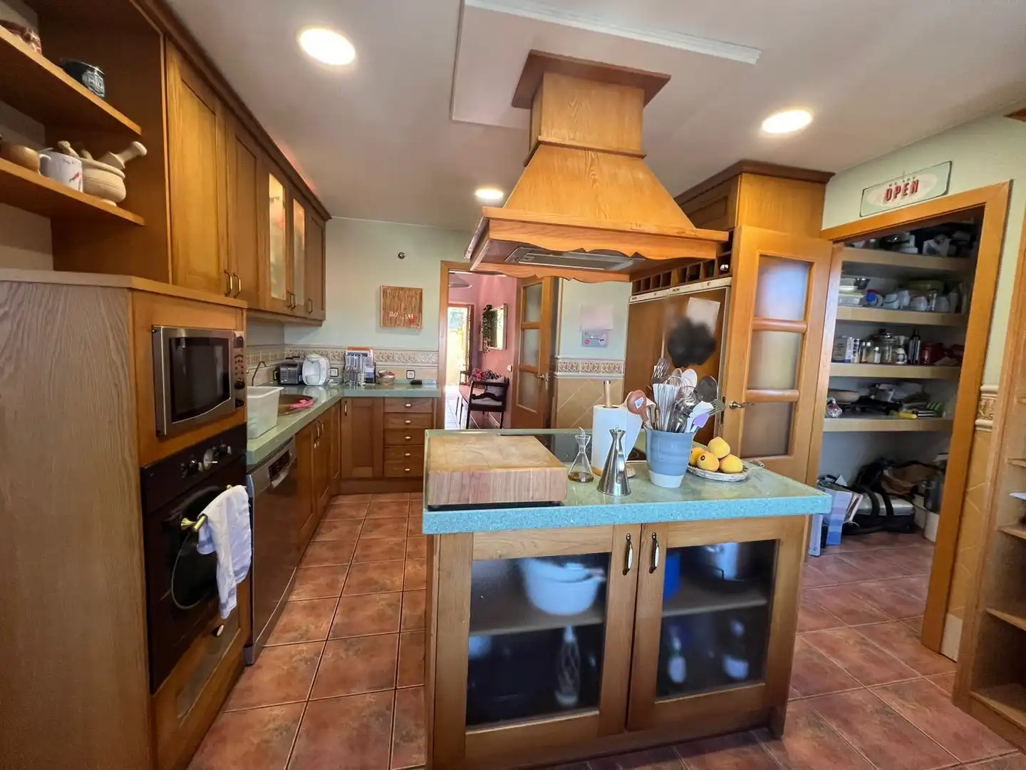 Cocina de Casa o chalet en venta en Aranjuez con Aire acondicionado, Calefacción y Jardín privado