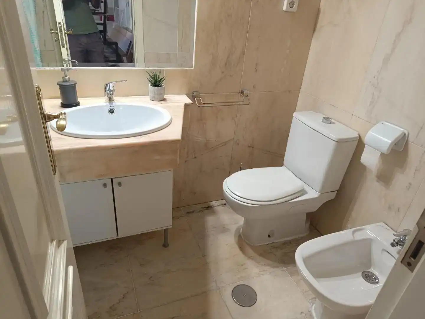 Badezimmer von Maisonette zur Miete in Valladolid Capital mit Klimaanlage