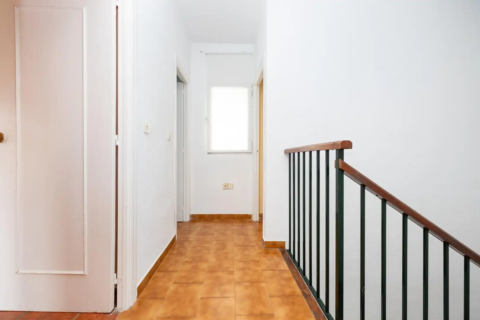 Casa adosada en venta en Ogíjares con Aire acondicionado, Calefacción y Jardín privado