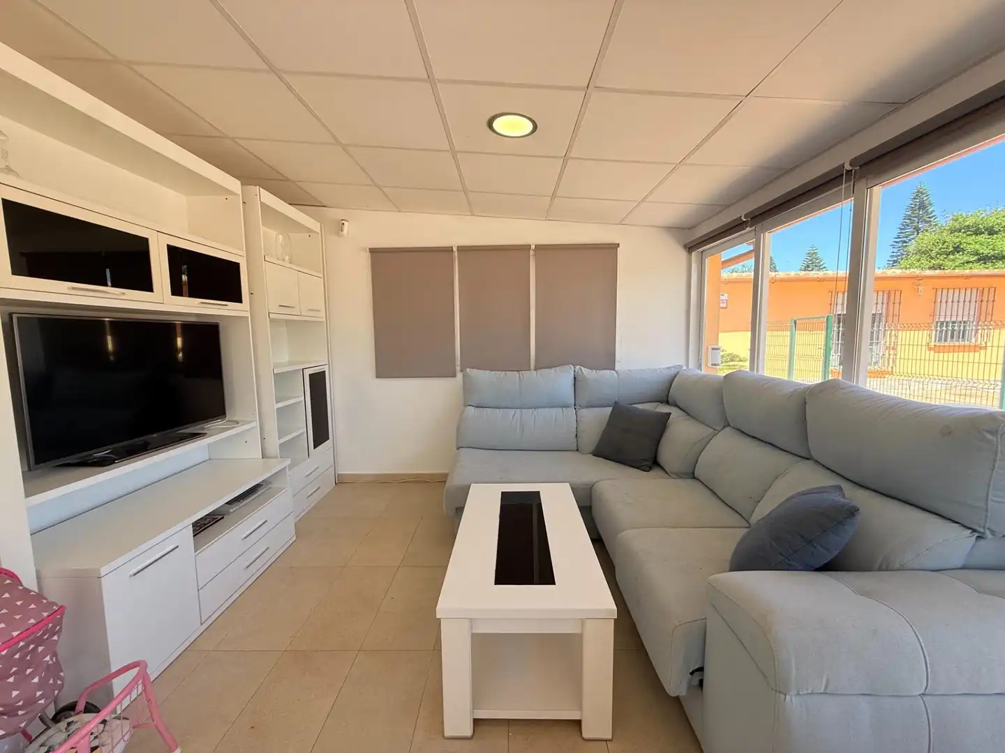 Sala d'estar de Casa o xalet en venda en Chiclana de la Frontera