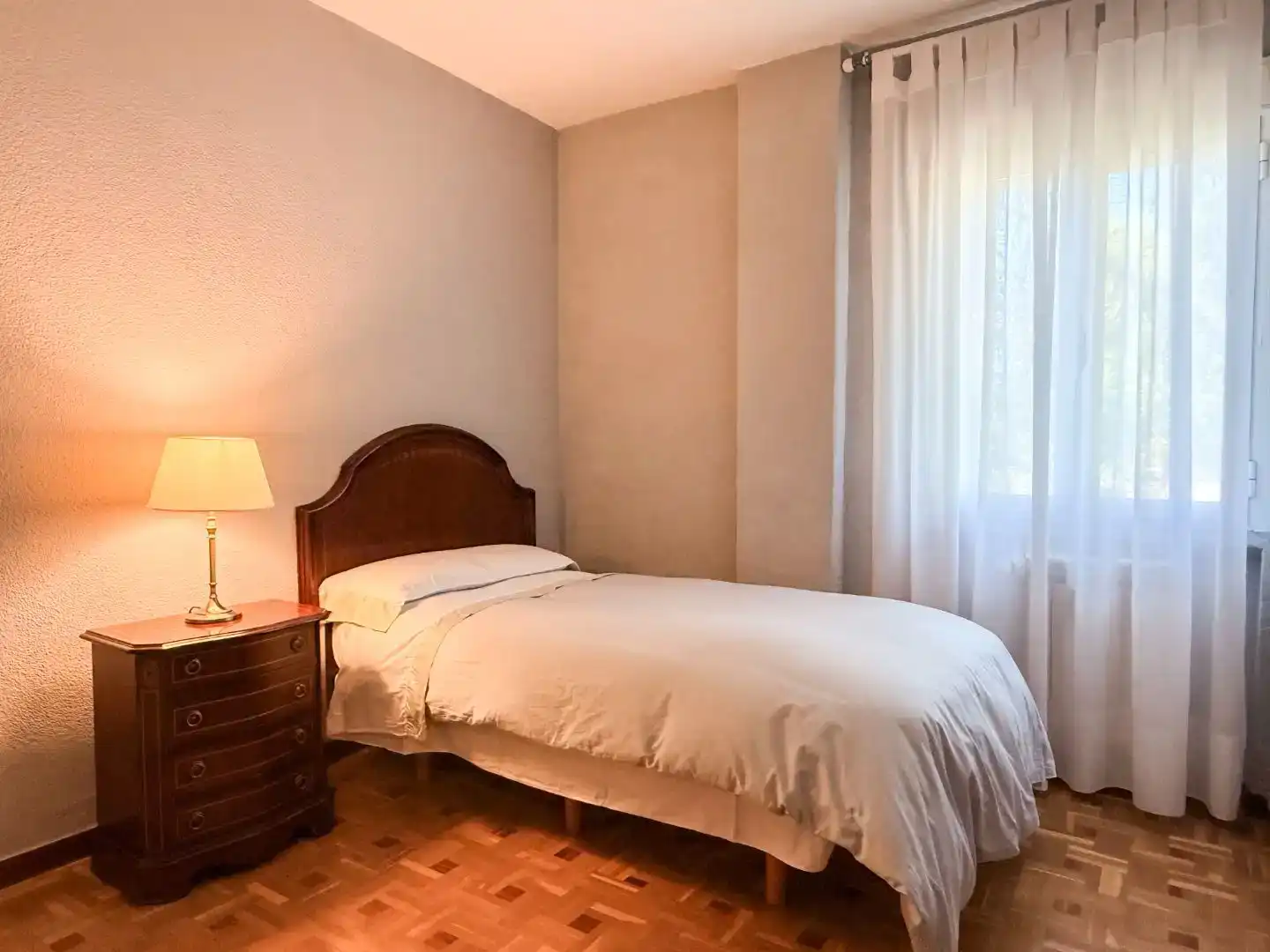 Habitación de Piso en venta en Majadahonda con Jardín privado, Parquet y Trastero