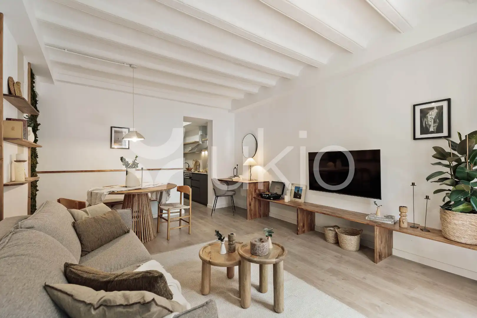Sala de estar de Apartamento de alquiler en Barcelona con Aire acondicionado, Calefacción y Amueblado