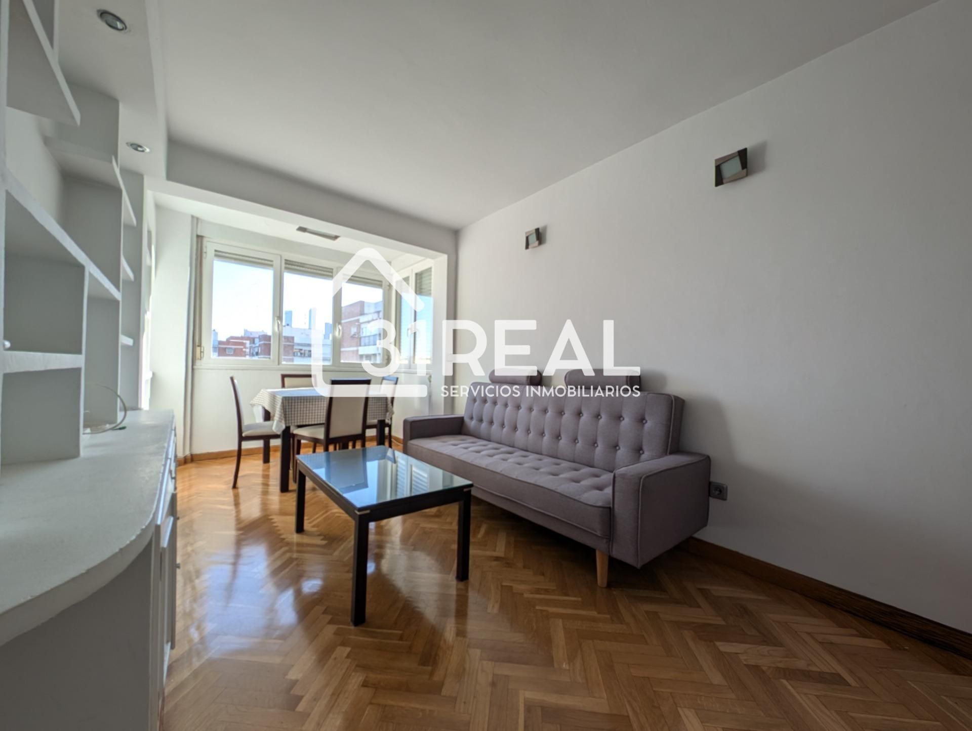 Bedroom of Flat for sale in  Madrid Capital  with Air Conditioner, Heating and Parquet flooring