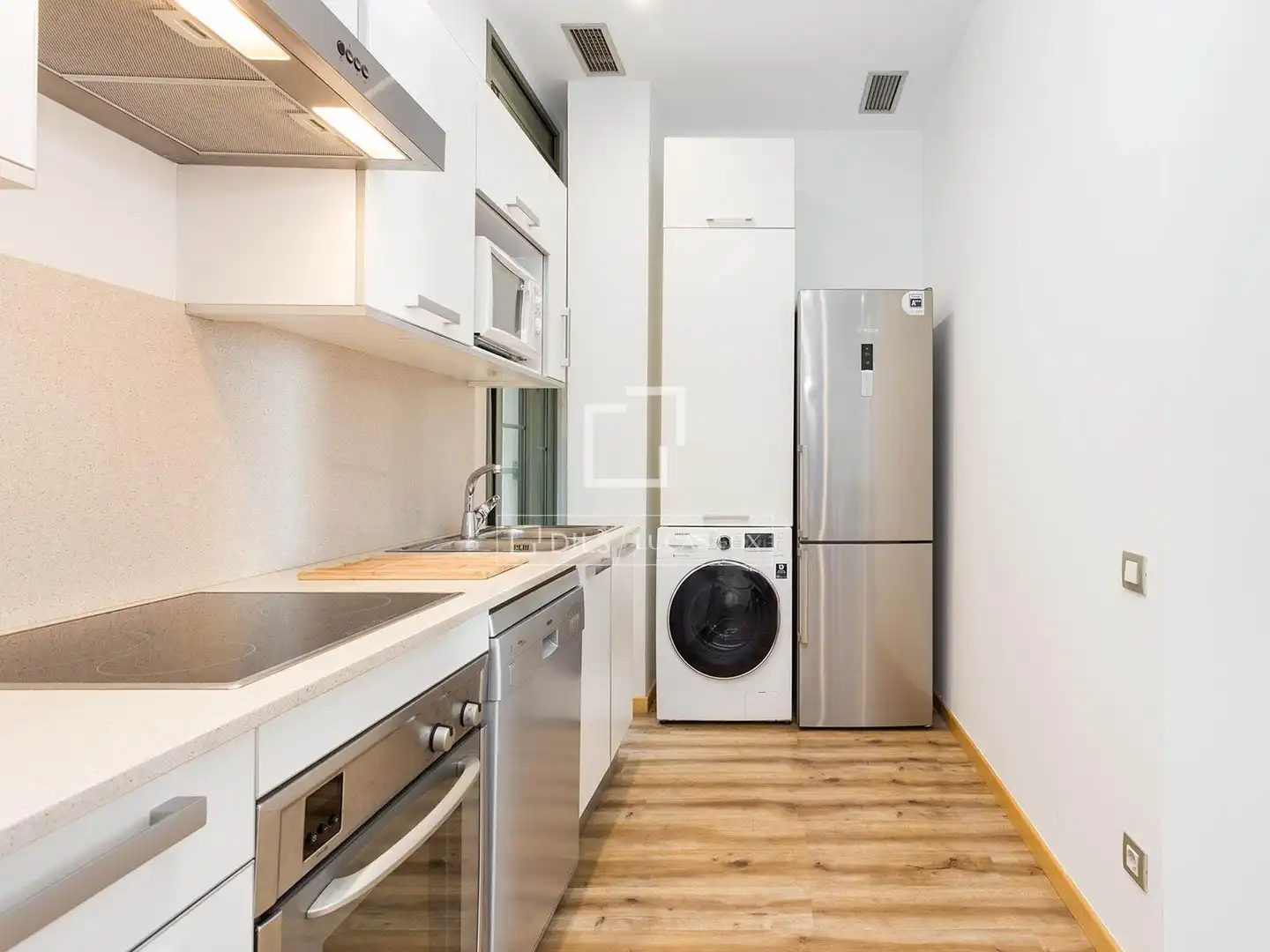 Küche von Wohnung zum Verkauf in Barcelona mit Klimaanlage, Heizung und Parkett