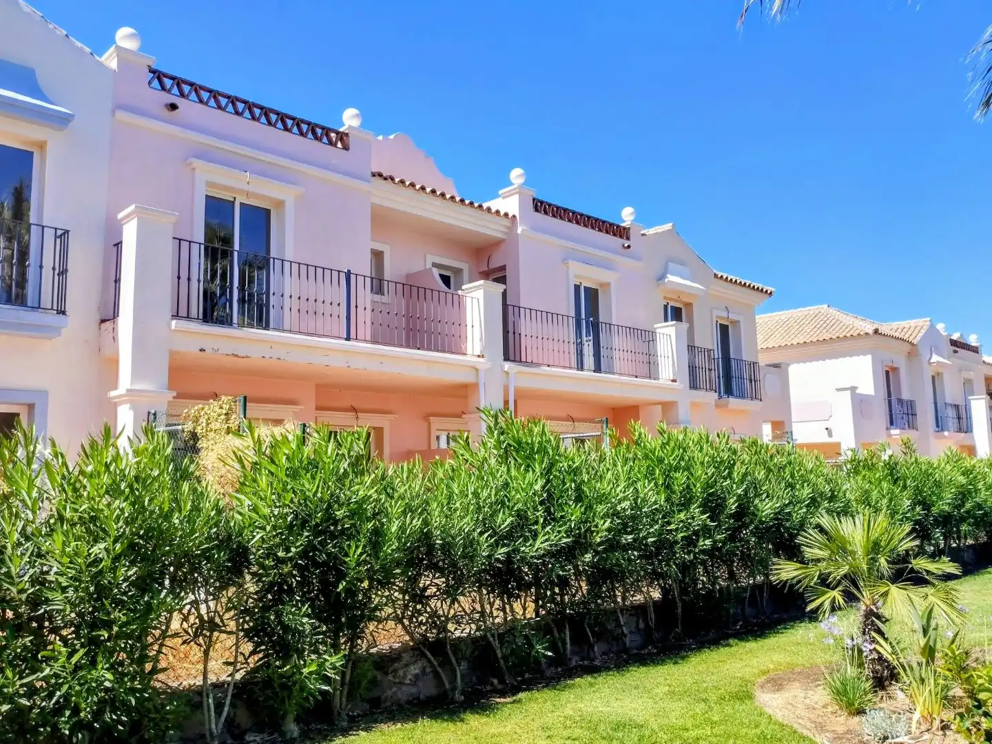 Vista exterior de Casa o chalet en venta en Ayamonte con Aire acondicionado, Terraza y Piscina