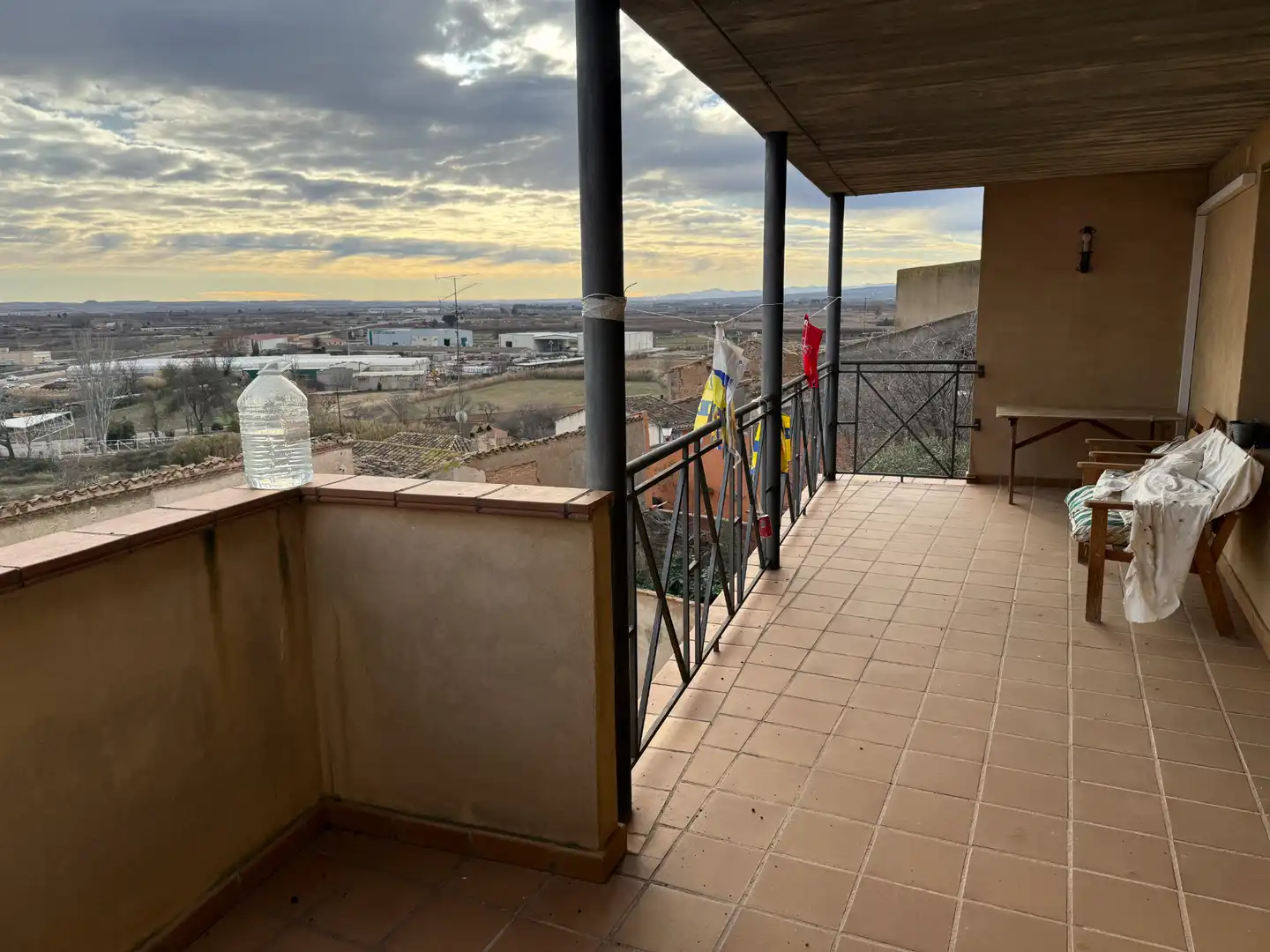Terrassa de Casa o xalet en venda en Calatorao amb Calefacció, Jardí privat i Terrassa
