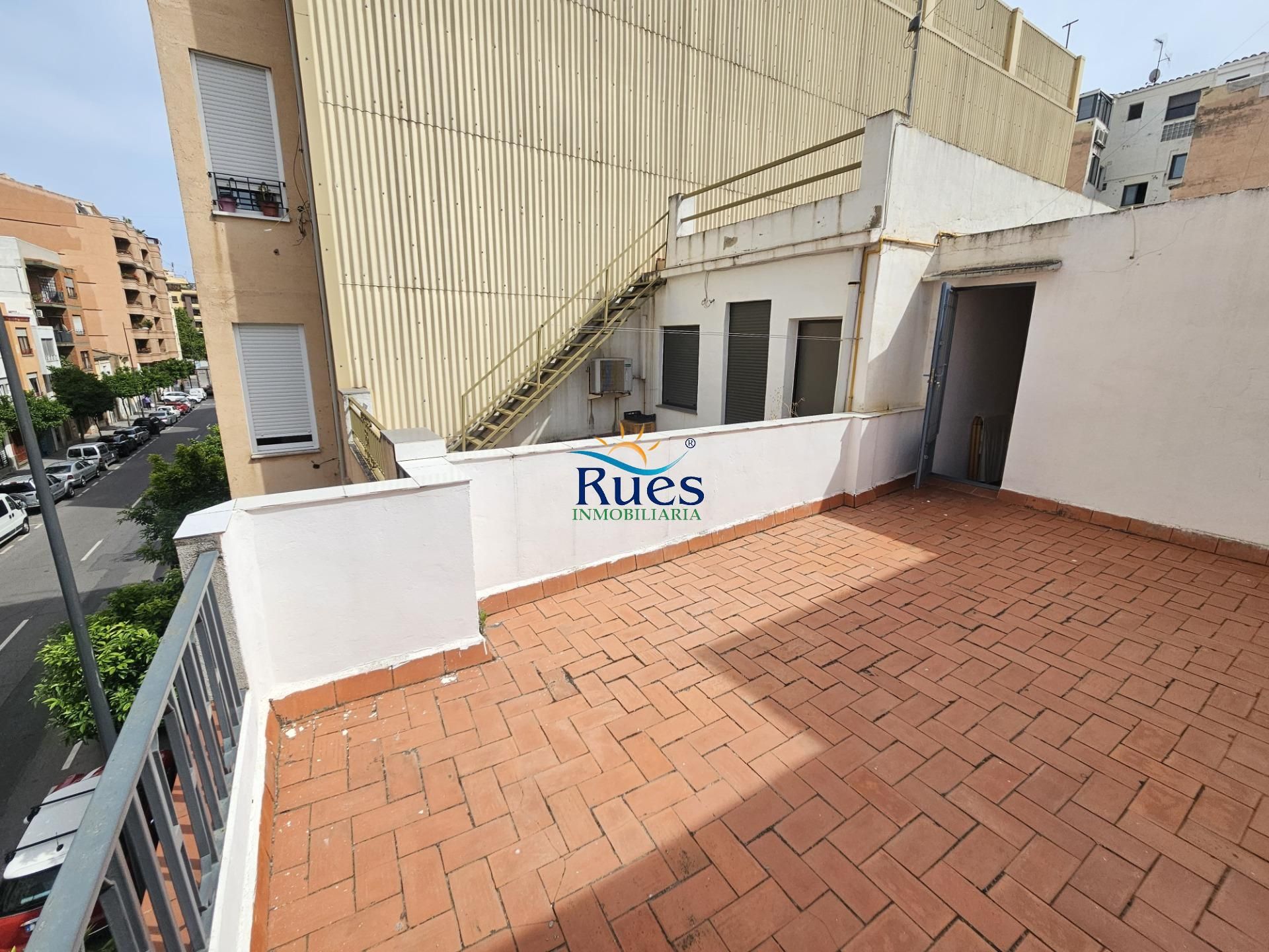 Vista exterior de Casa o xalet en venda en Castellón de la Plana / Castelló de la Plana amb Terrassa