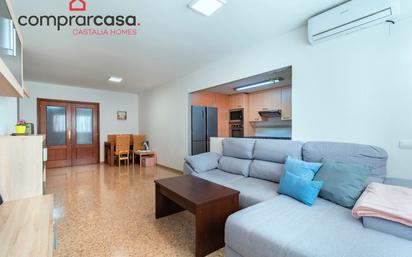 Living room of Flat for sale in Almazora / Almassora  with Air Conditioner, Heating and Storage room