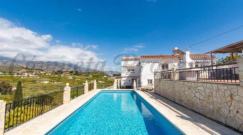 Foto 2 de Casa o chalet en venta en Avda Pescia - Ctra de Frigiliana, Nerja