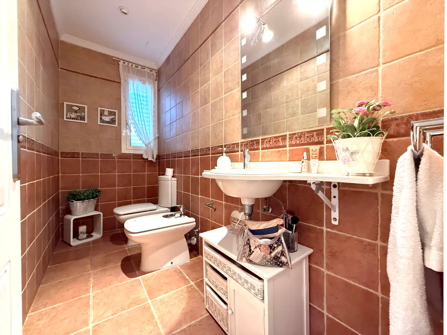 Detached house with pool for sale in Carrer de Josep Clarà, imagen 39