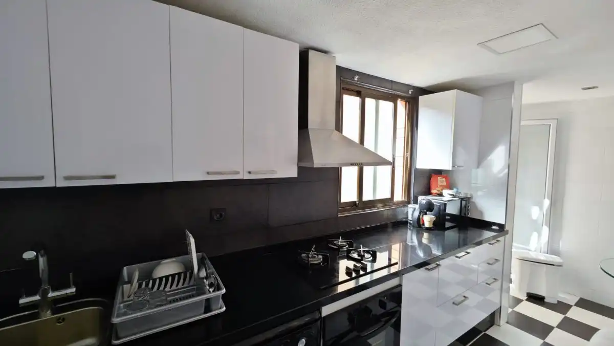 Kitchen of Flat for rent in Elche / Elx  with Air Conditioner, Heating and Parquet flooring