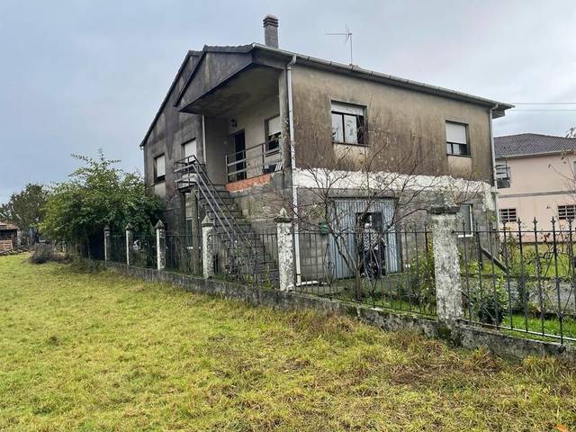 Casa-chalet en Venta en A Estrada