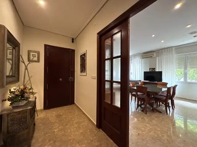 Flat with lift for sale in Algirós