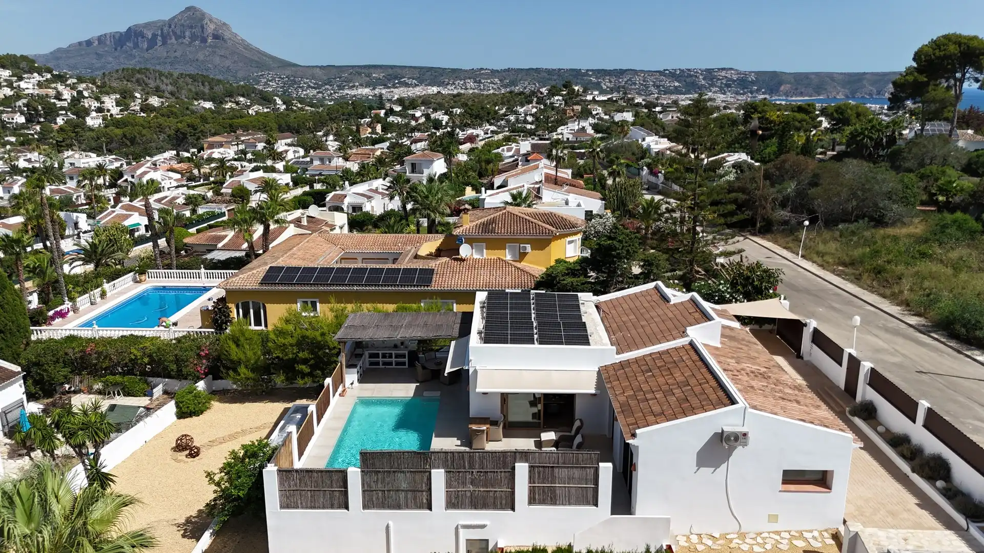Vista exterior de Casa o xalet en venda en Jávea / Xàbia amb Aire condicionat, Terrassa i Traster