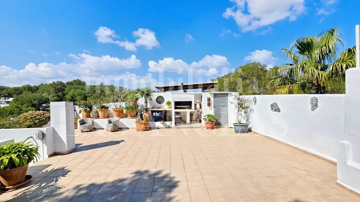 Terraza de Ático en venta en Santa Eulària des Riu con Aire acondicionado y Piscina comunitaria