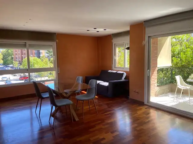 Appartement avec terrasse à louer à Carrer Joaquim Vayreda, imagen 4