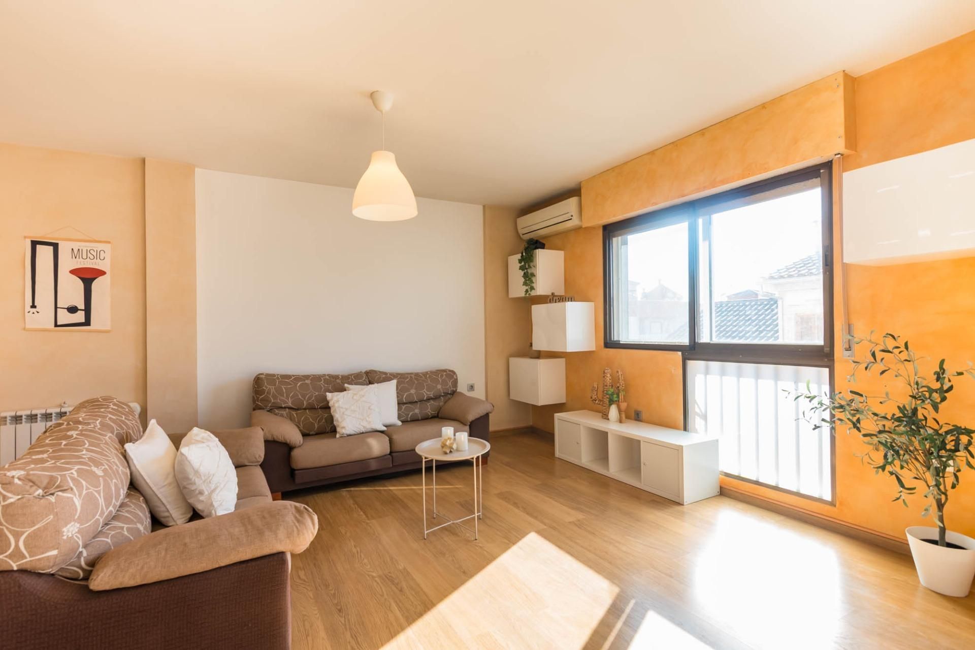 Sala d'estar de Dúplex en venda en Molina de Segura amb Aire condicionat, Terrassa i Traster