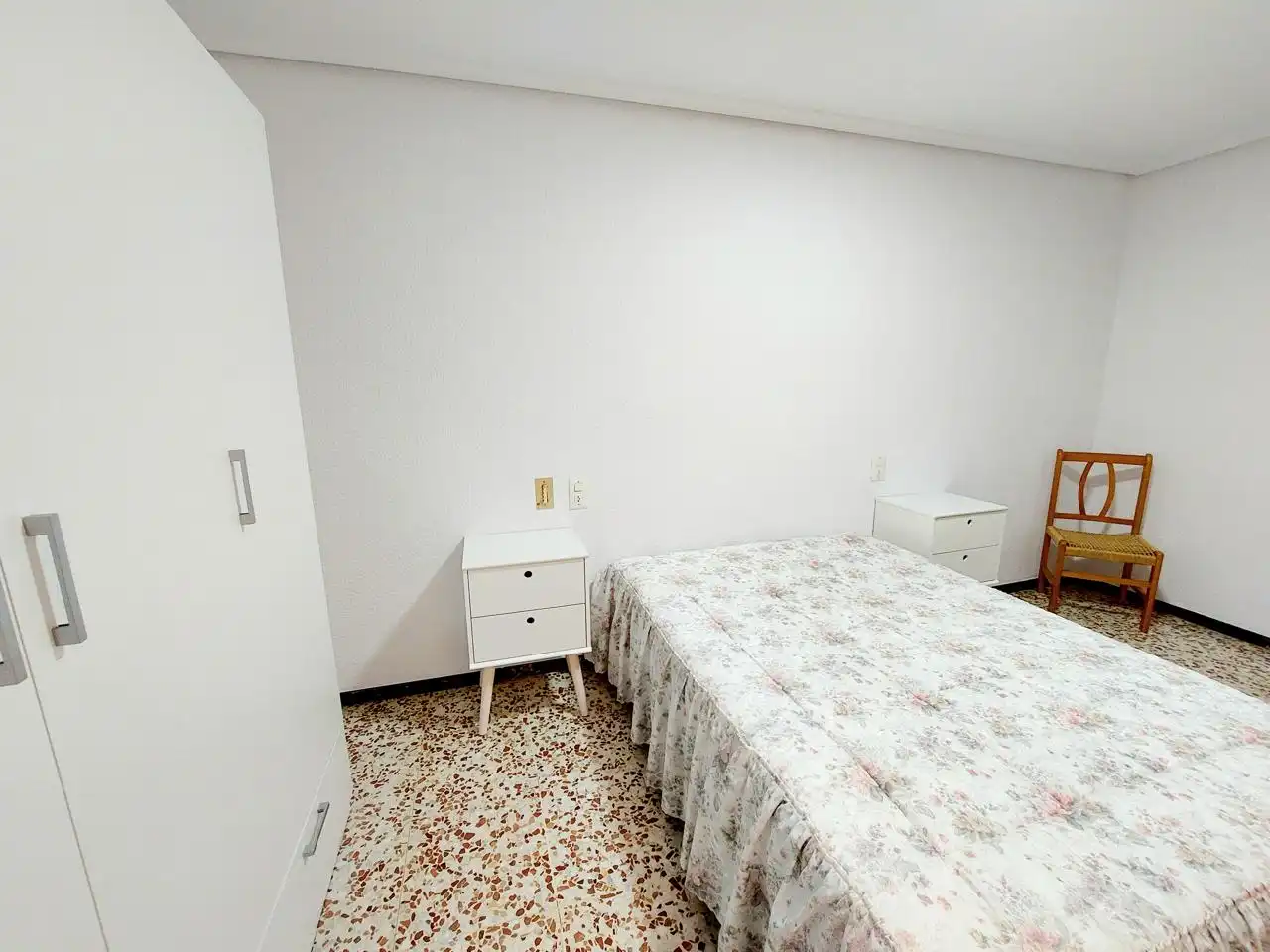 Bedroom of Flat for rent in Elche / Elx  with Air Conditioner, Furnished and Balcony