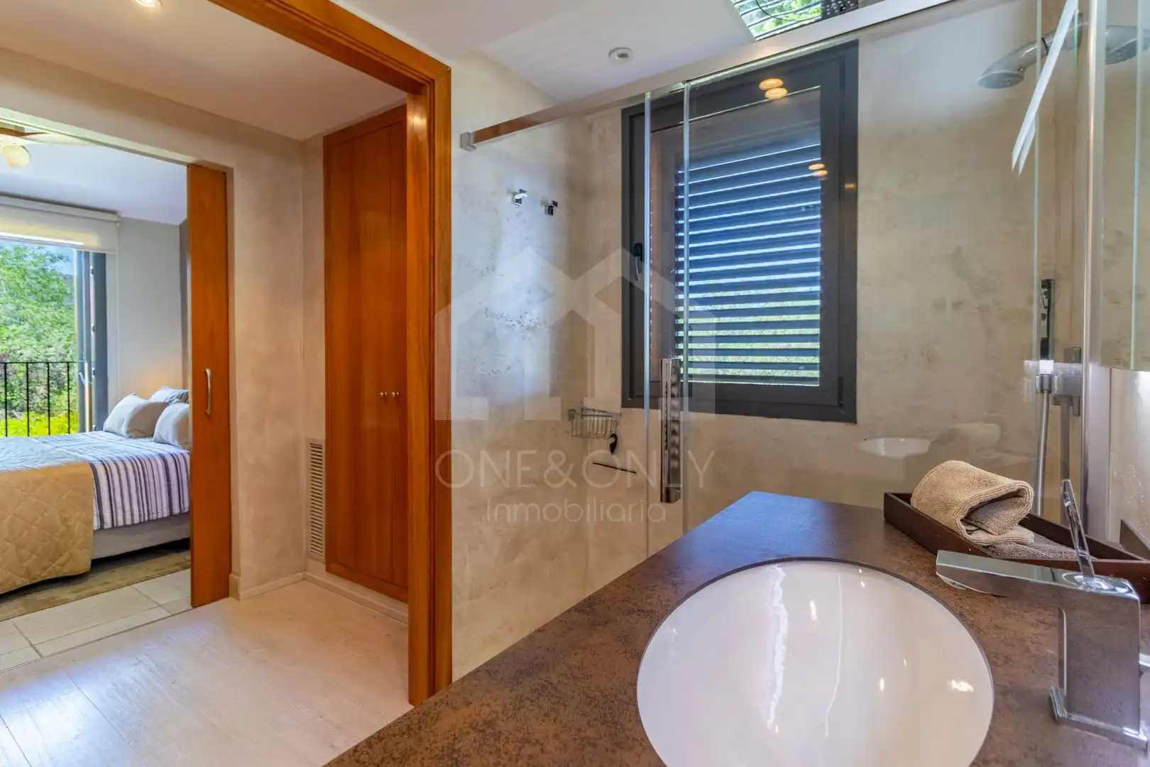 Badezimmer von Haus oder Chalet zur Miete in Mont-roig del Camp mit Klimaanlage, Heizung und Privatgarten