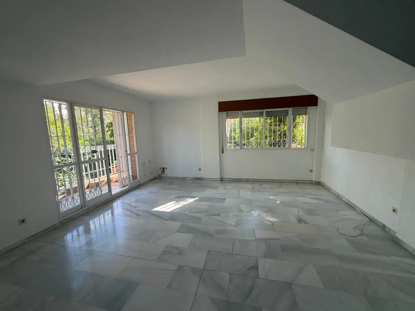 Wohnzimmer von Wohnung zur Miete in Sevilla mit Klimaanlage und Terrasse