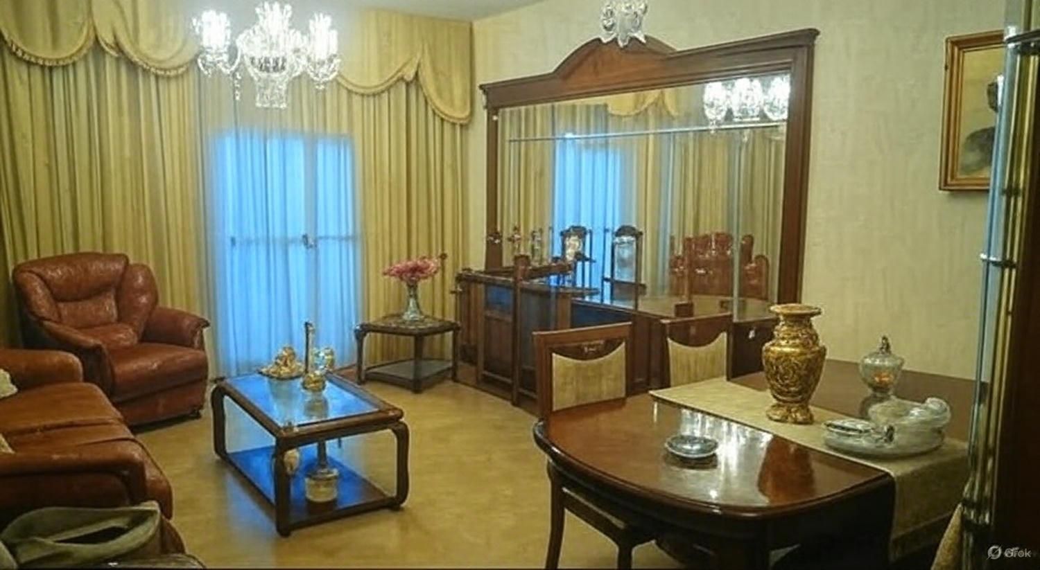 Menjador de Pis en venda en  Sevilla Capital amb Terrassa