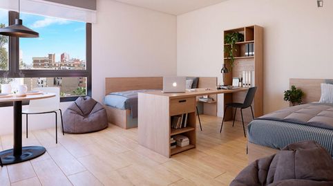 Foto 2 de Piso de alquiler en Sants-Badal, Barcelona Capital
