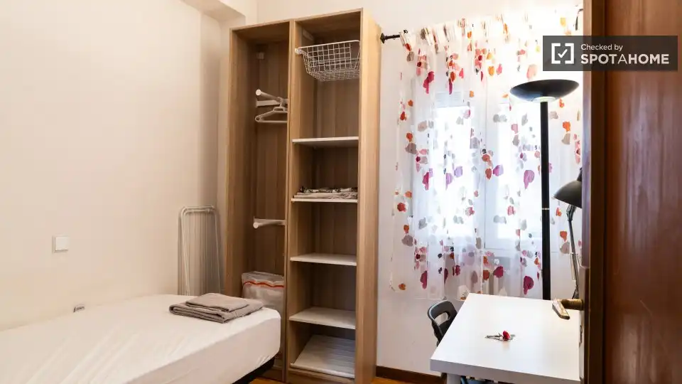 Room in Comillas
