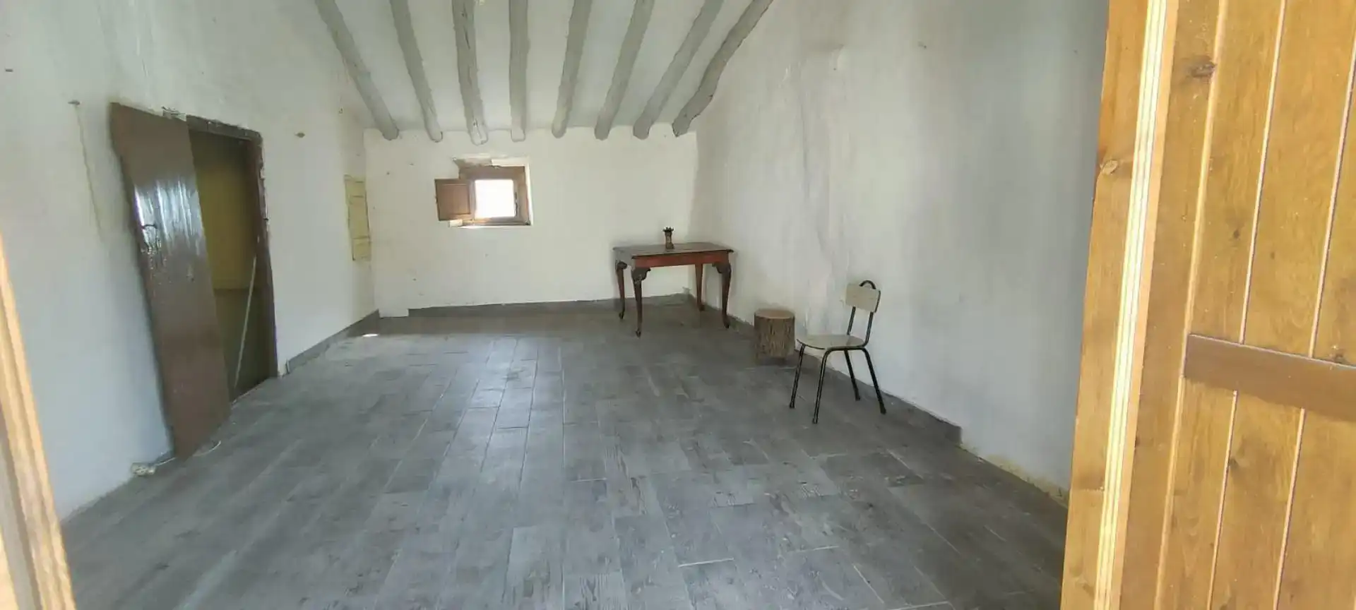Casa adosada en venta en Grañén