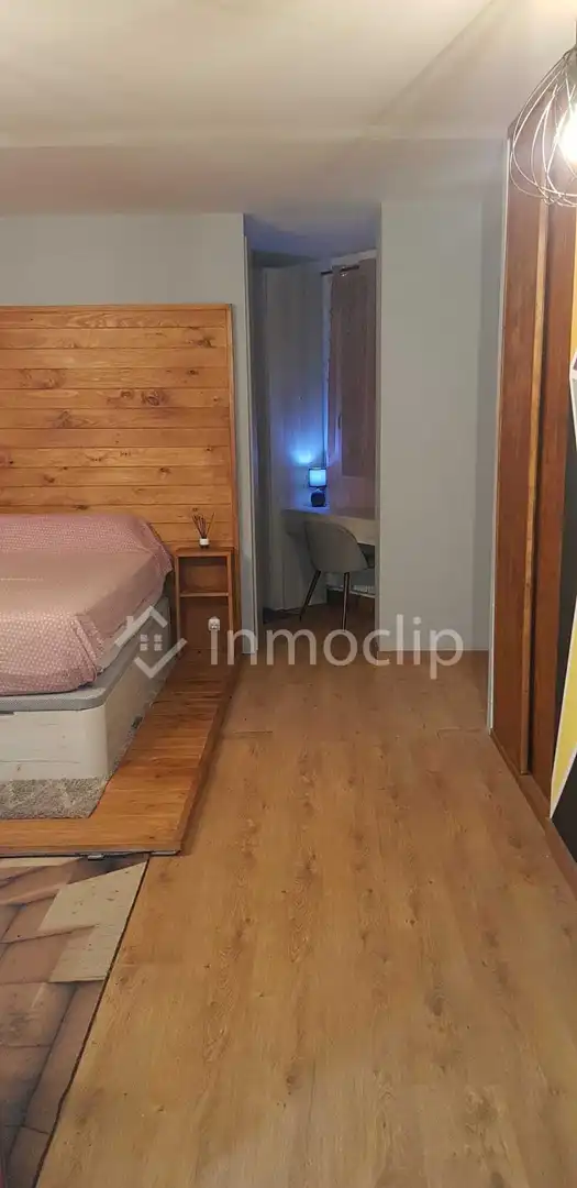Dormitori de Apartament en venda en Salamanca amb Calefacció