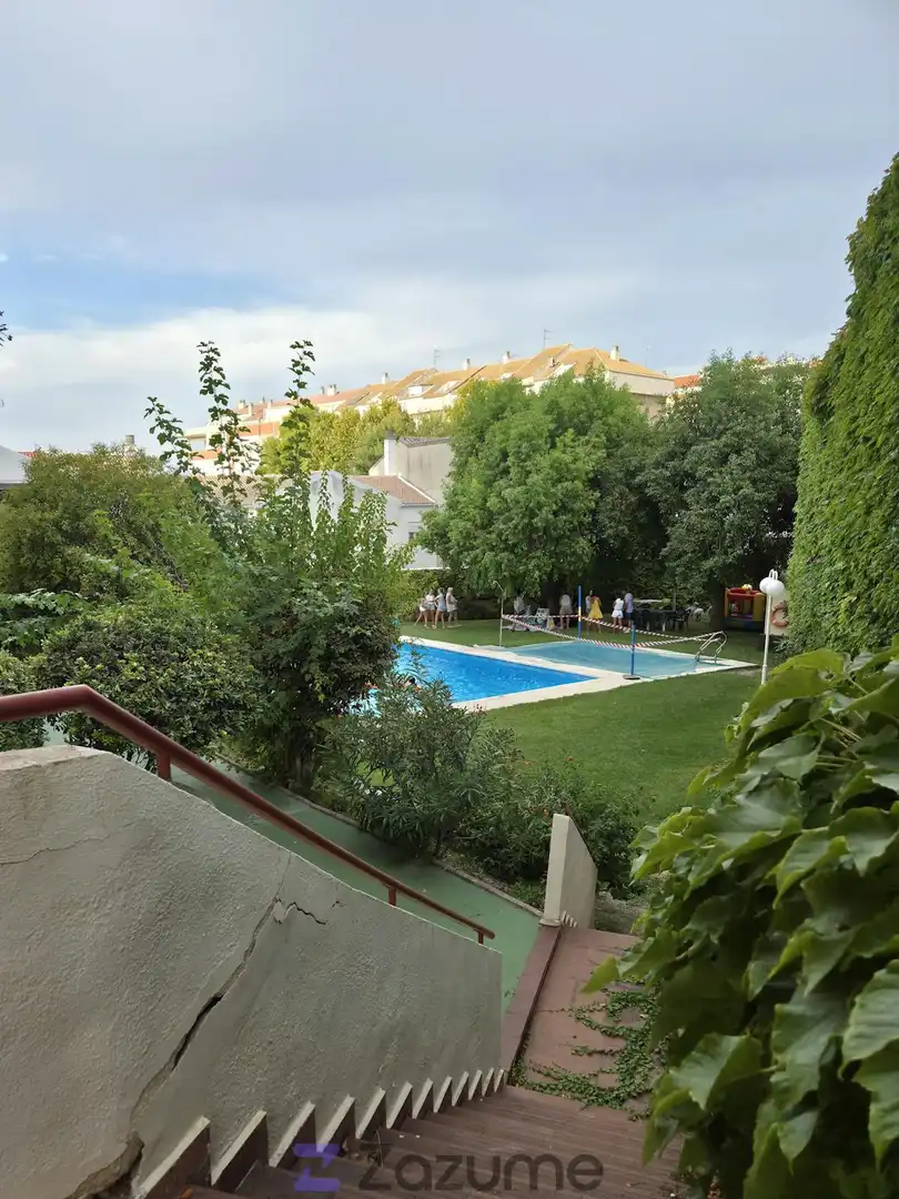 Piscina de Piso de alquiler en Jaén con Jardín privado, Piscina y Amueblado