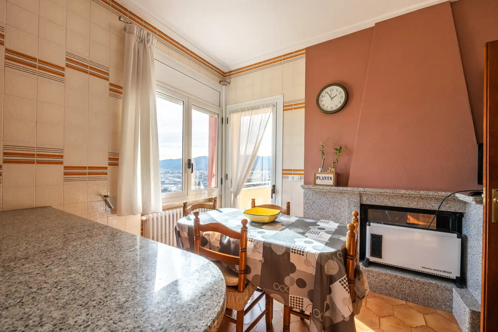 Cocina de Casa o chalet en venta en Banyoles con Terraza, Piscina y Balcón