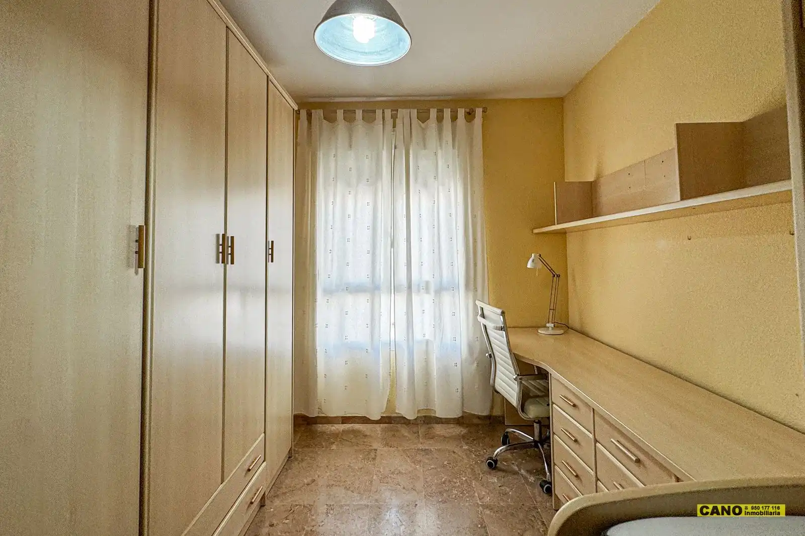 Habitación de Piso en venta en Almería con Trastero