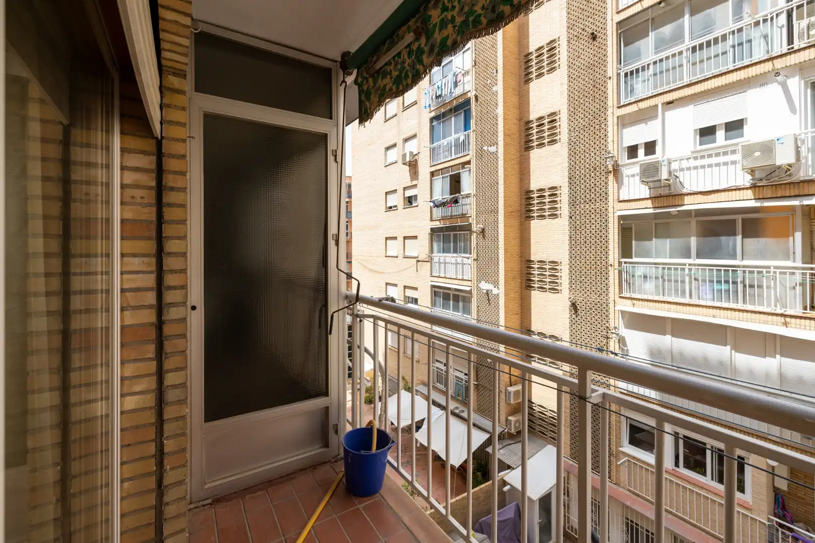 Terrasse von Wohnung zur Miete in Granada mit Klimaanlage, Möbliert und Waschmaschine