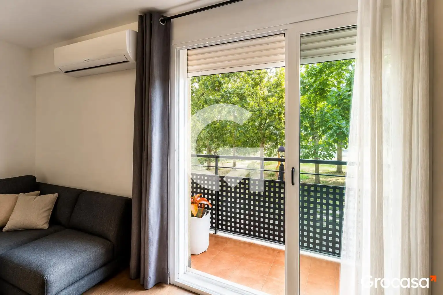Balcony of Detached homes for sale in Sagunto / Sagunt  with Air Conditioner, Terrace and Balcony