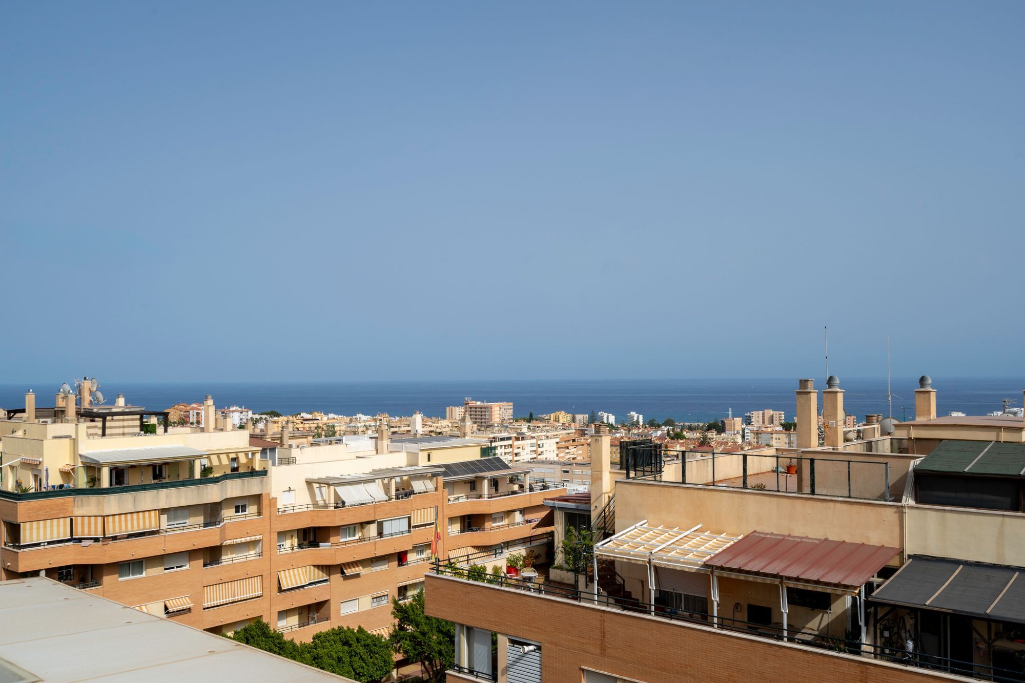 Vista exterior de Àtic en venda en Torremolinos amb Terrassa