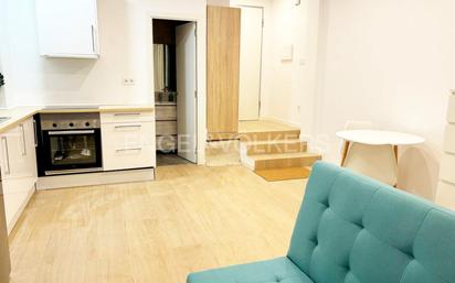 Sala d'estar de Loft en venda en  Madrid Capital amb Aire condicionat i Calefacció