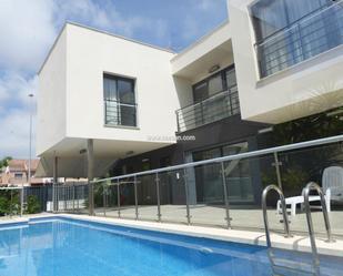 Swimming pool of House or chalet for sale in Castellón de la Plana / Castelló de la Plana  with Air Conditioner, Storage room and Swimming Pool