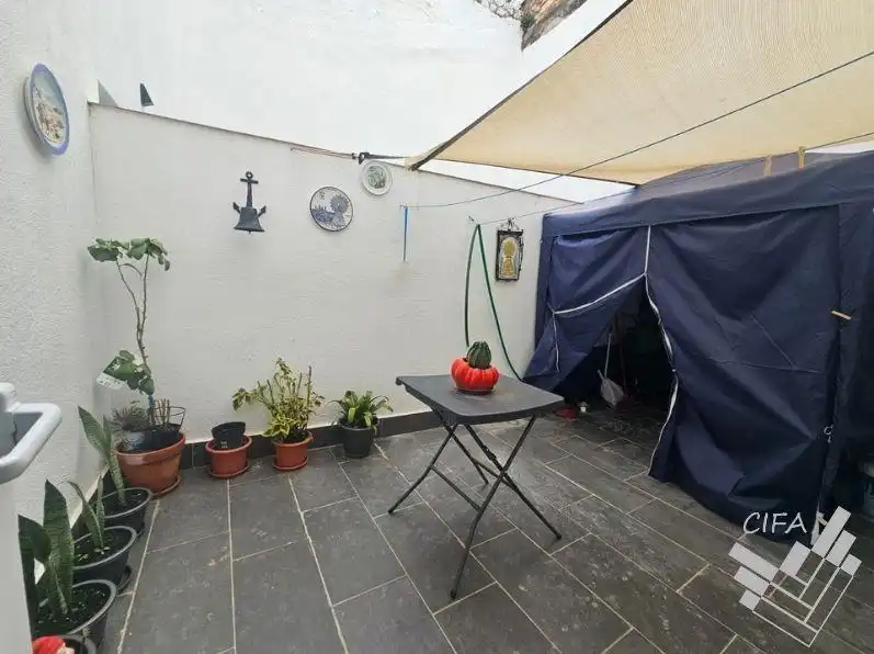 Flat with terrace for sale in Calle de San Joaquím