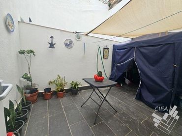 Piso con balcón en venta en Calle de San Joaquím