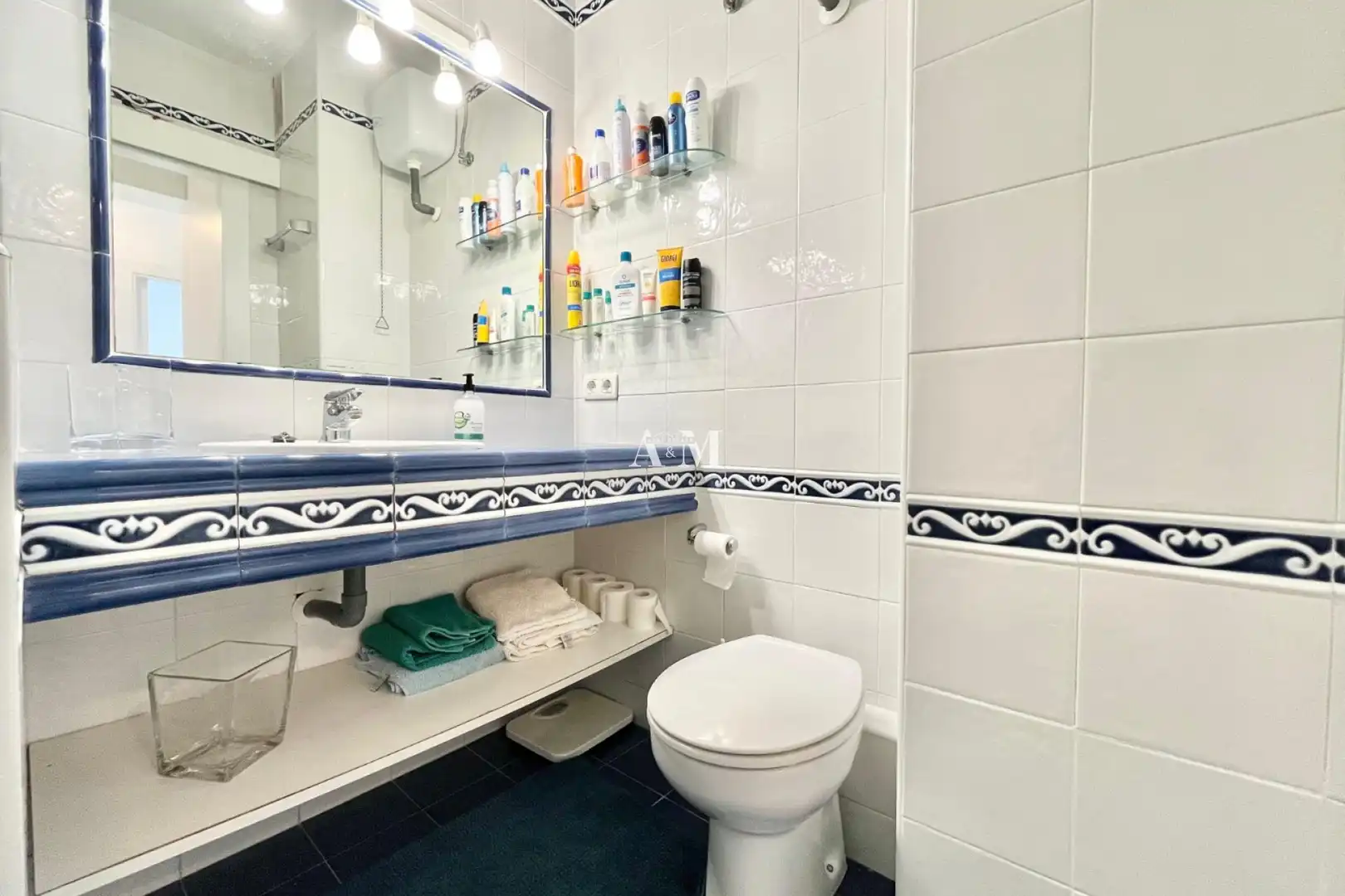Badezimmer von Wohnung zur Miete in Orihuela mit Klimaanlage, Heizung und Terrasse