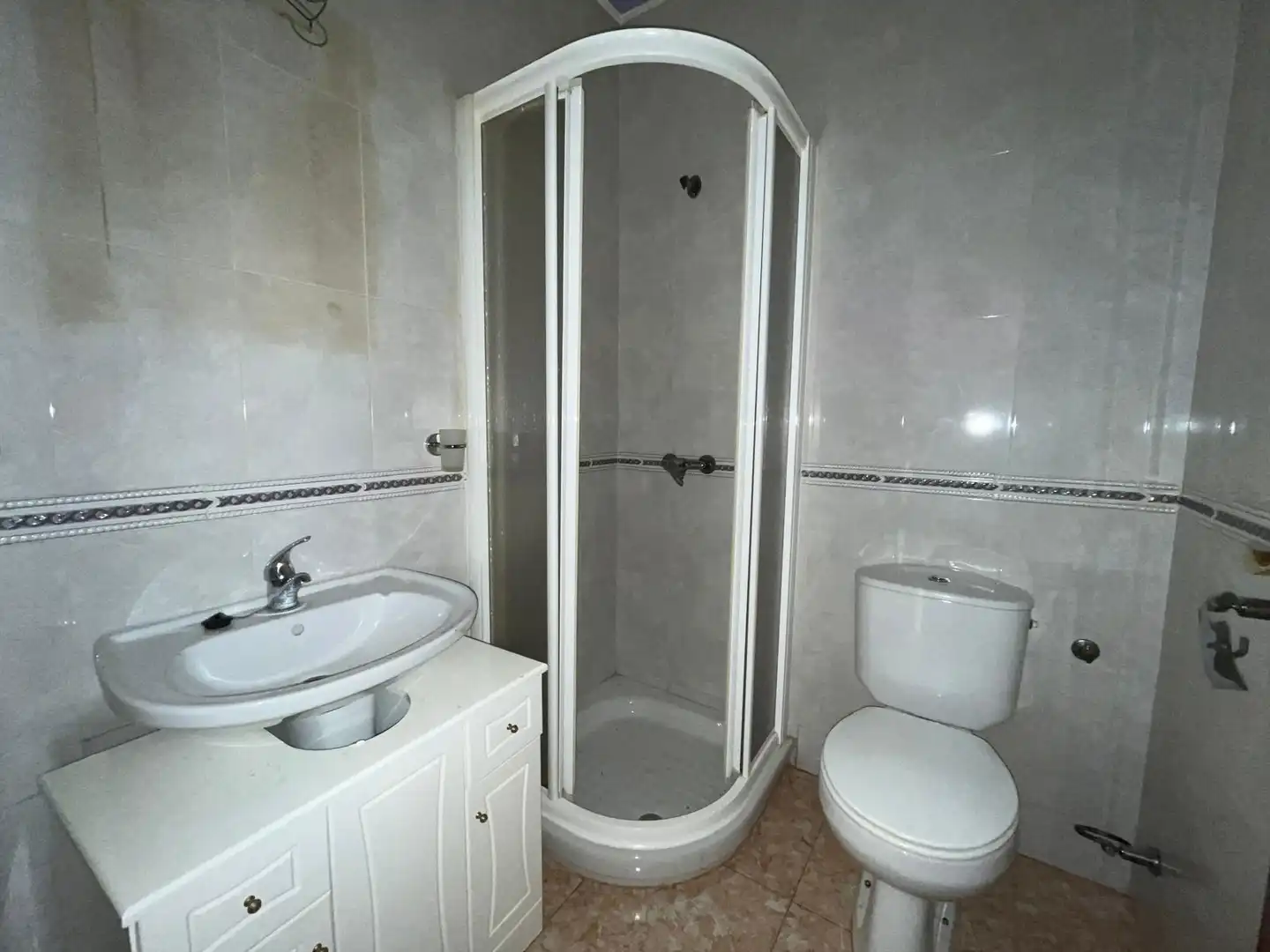 Baño de Casa adosada en venta en Argamasilla de Alba con Alarma